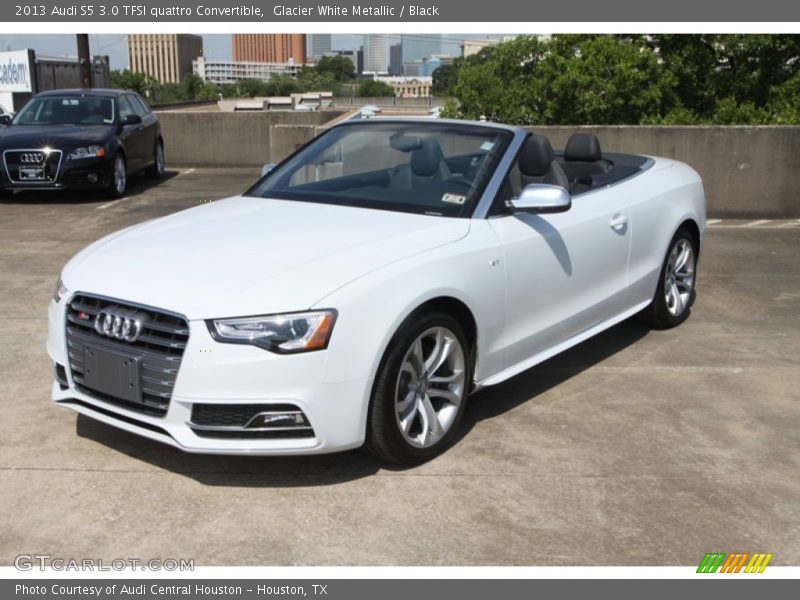 Front 3/4 View of 2013 S5 3.0 TFSI quattro Convertible