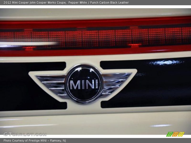 Pepper White / Punch Carbon Black Leather 2012 Mini Cooper John Cooper Works Coupe