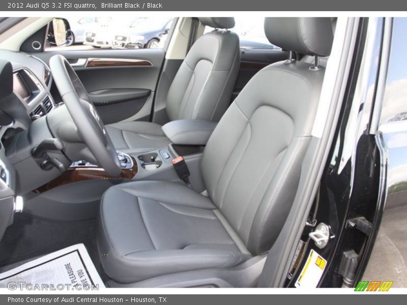 Brilliant Black / Black 2012 Audi Q5 3.2 FSI quattro
