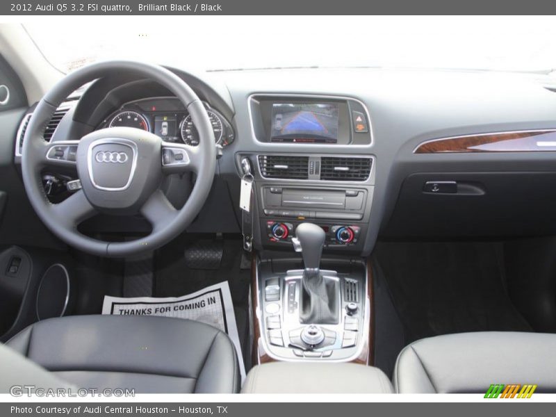 Brilliant Black / Black 2012 Audi Q5 3.2 FSI quattro