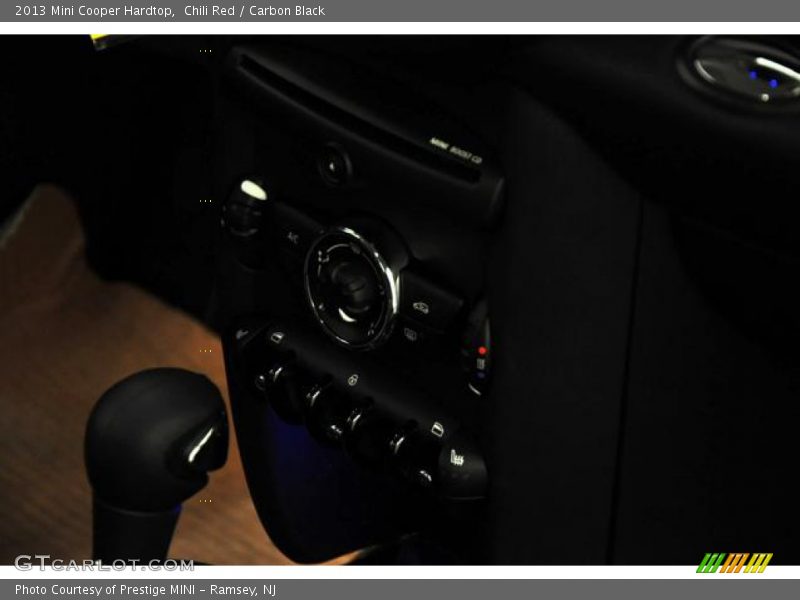 Chili Red / Carbon Black 2013 Mini Cooper Hardtop