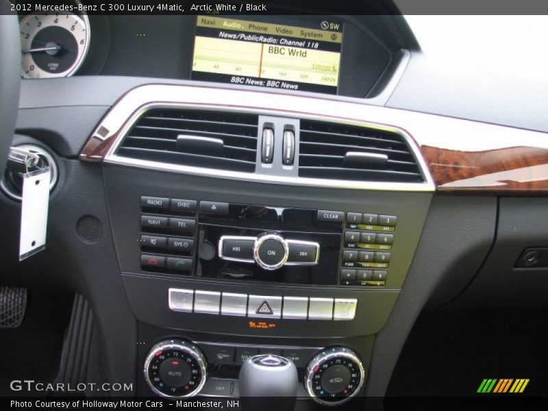Arctic White / Black 2012 Mercedes-Benz C 300 Luxury 4Matic