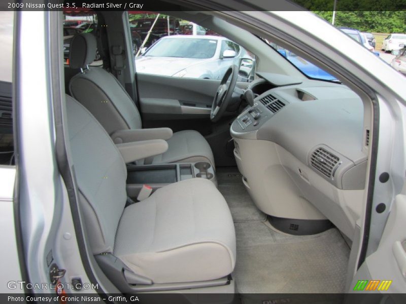 Radiant Silver / Gray 2009 Nissan Quest 3.5
