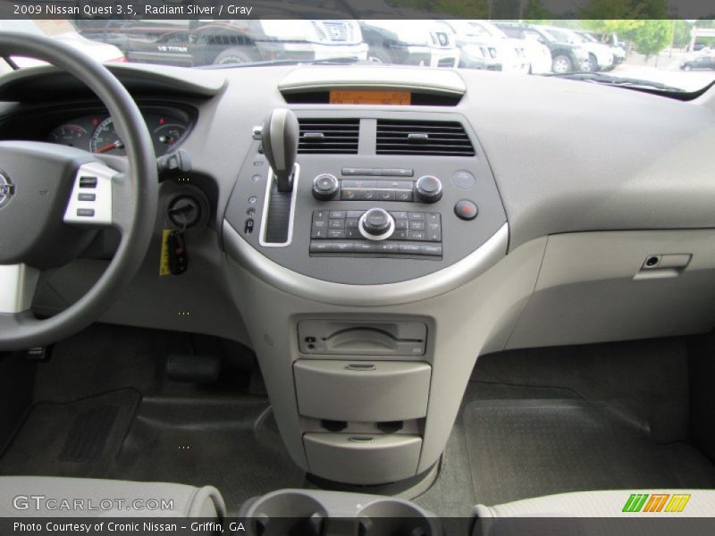 Radiant Silver / Gray 2009 Nissan Quest 3.5