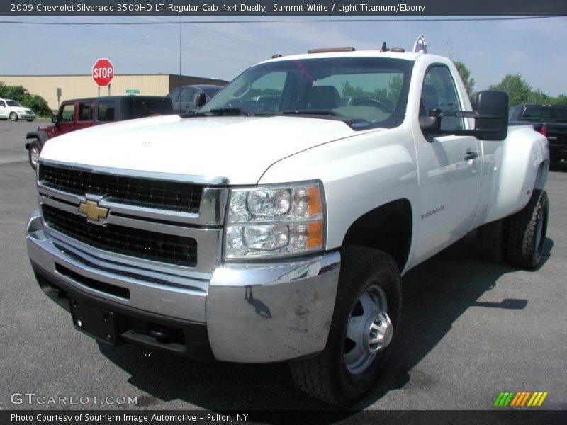Summit White / Light Titanium/Ebony 2009 Chevrolet Silverado 3500HD LT Regular Cab 4x4 Dually