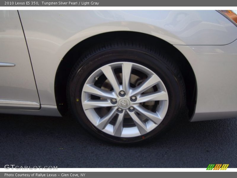 Tungsten Silver Pearl / Light Gray 2010 Lexus ES 350