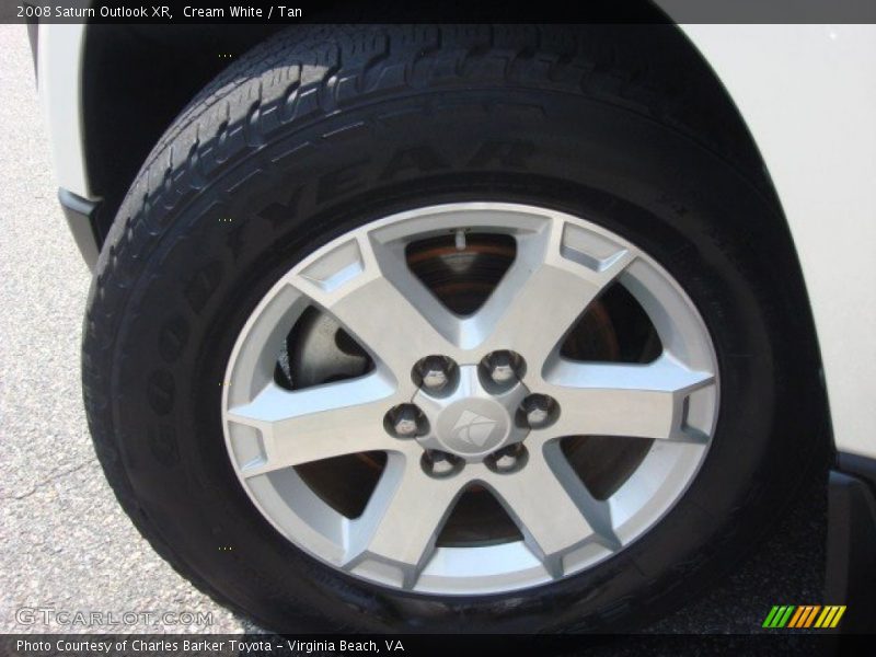 Cream White / Tan 2008 Saturn Outlook XR