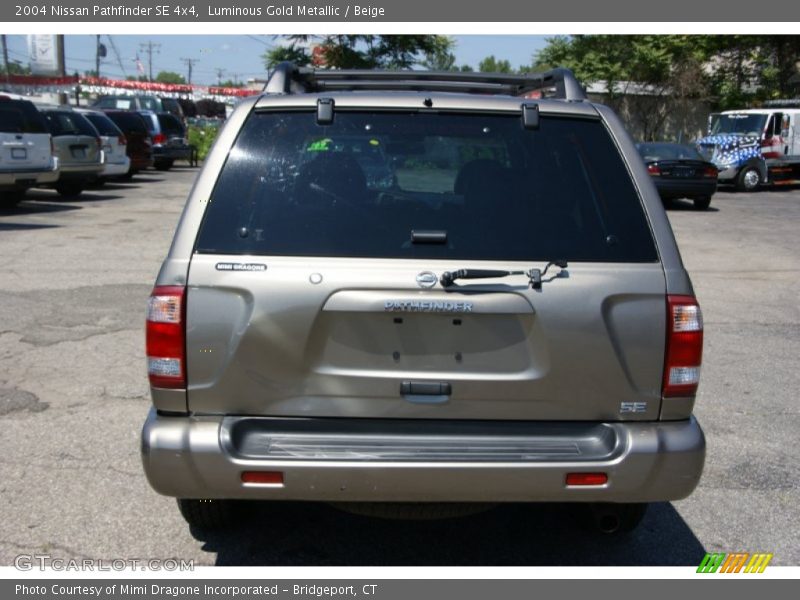 Luminous Gold Metallic / Beige 2004 Nissan Pathfinder SE 4x4
