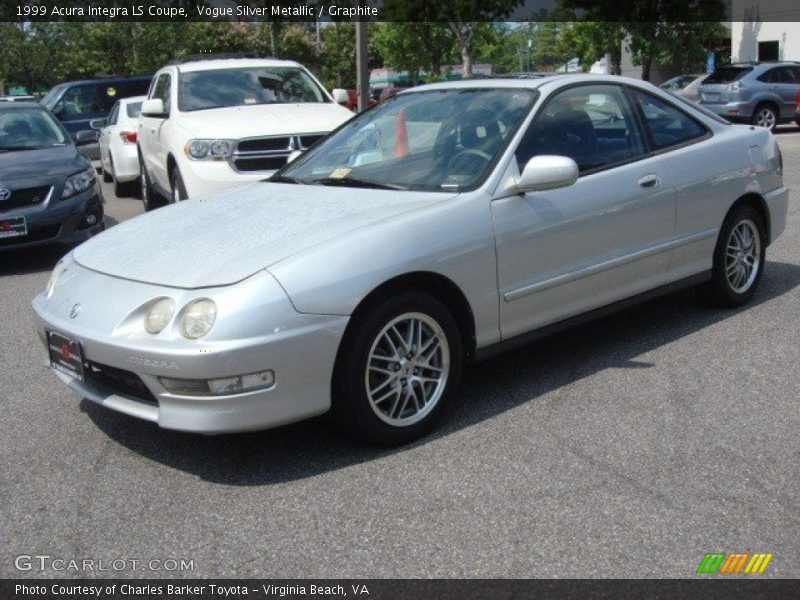 Front 3/4 View of 1999 Integra LS Coupe