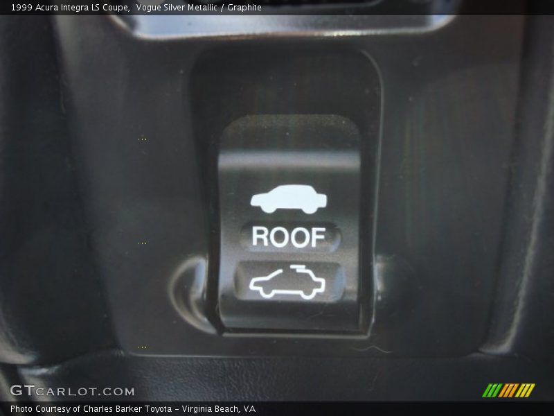 Vogue Silver Metallic / Graphite 1999 Acura Integra LS Coupe