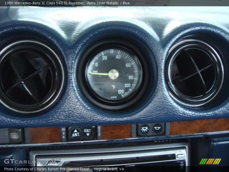 Astro Silver Metallic / Blue 1986 Mercedes-Benz SL Class 560 SL Roadster