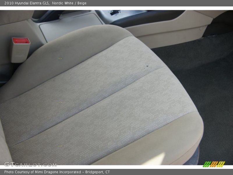 Nordic White / Beige 2010 Hyundai Elantra GLS