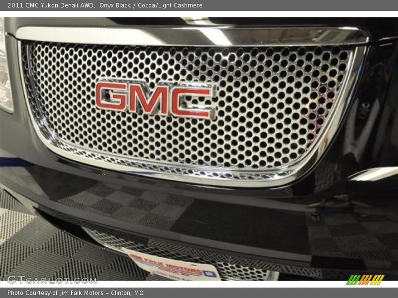 Onyx Black / Cocoa/Light Cashmere 2011 GMC Yukon Denali AWD