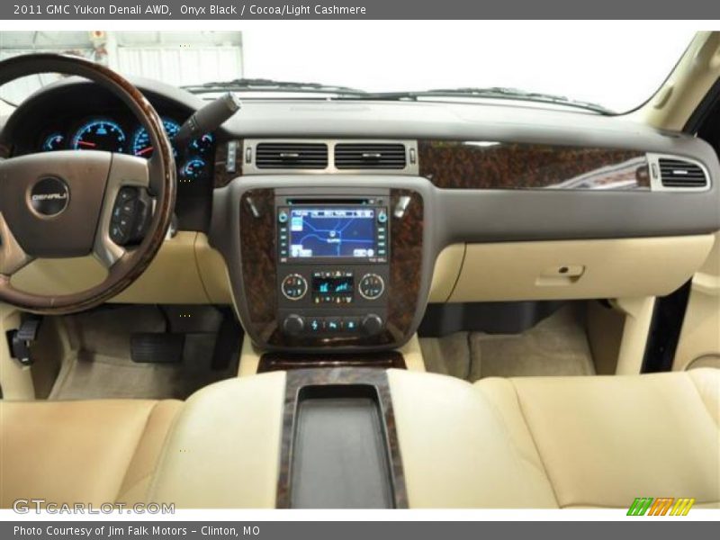 Onyx Black / Cocoa/Light Cashmere 2011 GMC Yukon Denali AWD