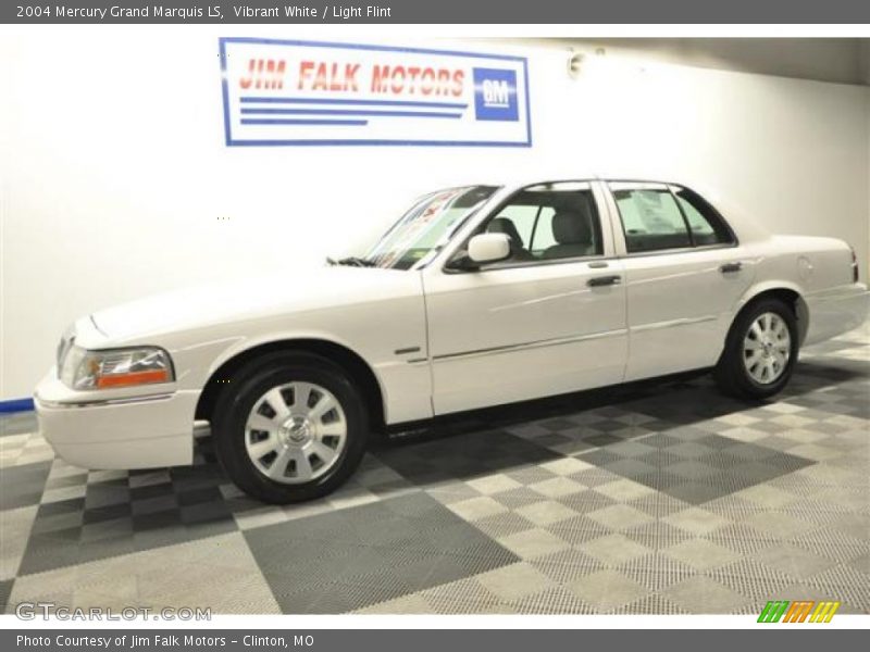 Vibrant White / Light Flint 2004 Mercury Grand Marquis LS