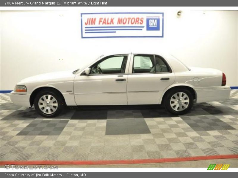 Vibrant White / Light Flint 2004 Mercury Grand Marquis LS
