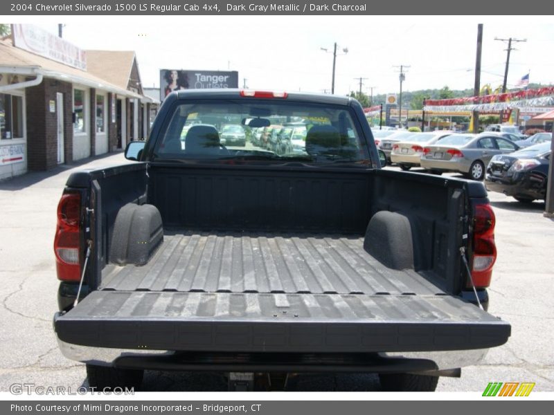 Dark Gray Metallic / Dark Charcoal 2004 Chevrolet Silverado 1500 LS Regular Cab 4x4