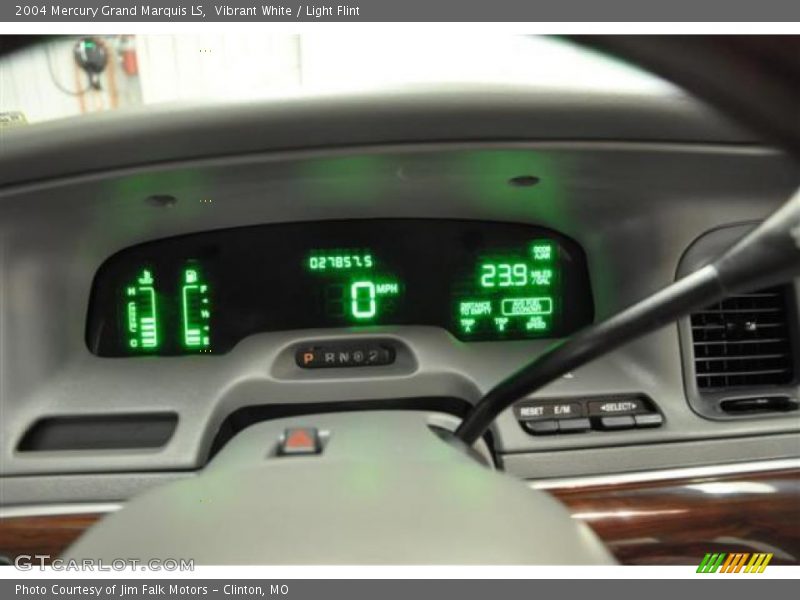 Vibrant White / Light Flint 2004 Mercury Grand Marquis LS