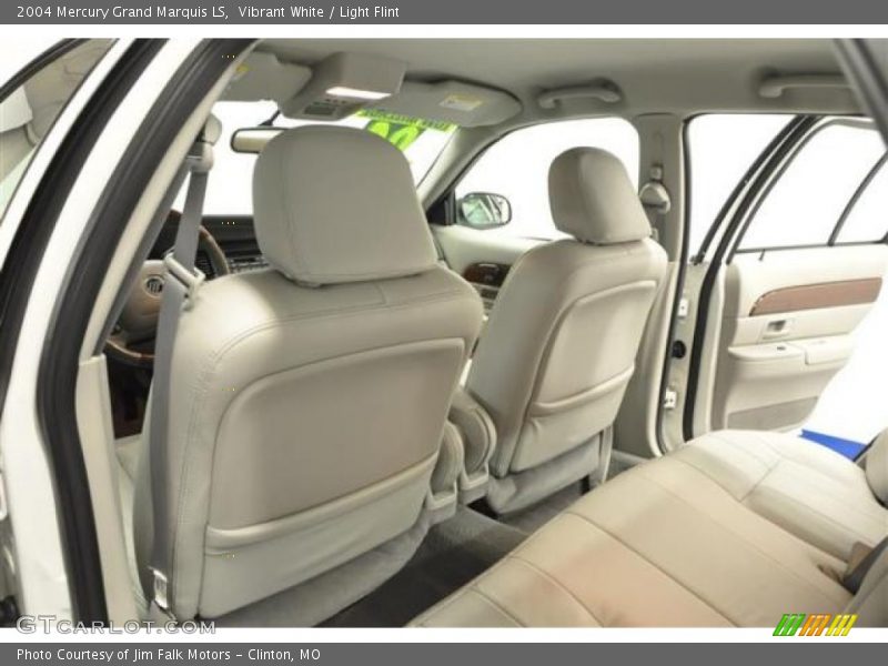 Vibrant White / Light Flint 2004 Mercury Grand Marquis LS