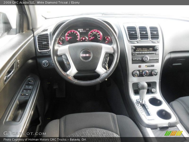 White Diamond Tricoat / Ebony 2009 GMC Acadia SLE
