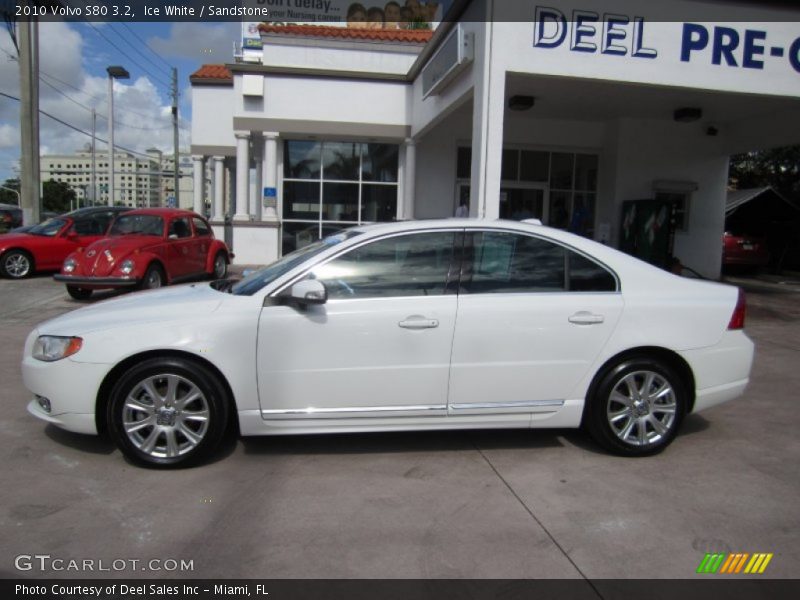 Ice White / Sandstone 2010 Volvo S80 3.2