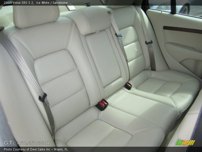 Ice White / Sandstone 2010 Volvo S80 3.2
