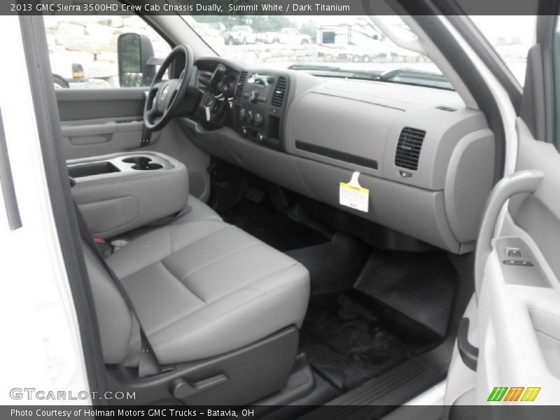 Summit White / Dark Titanium 2013 GMC Sierra 3500HD Crew Cab Chassis Dually
