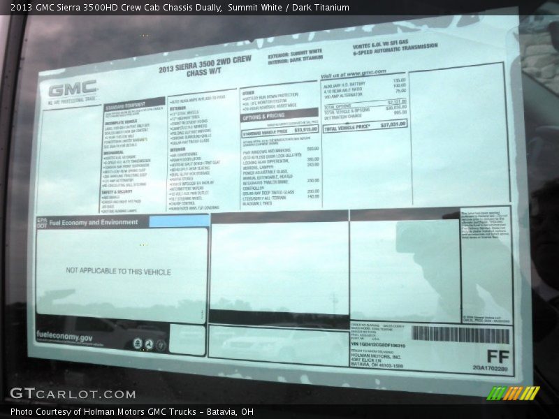 Summit White / Dark Titanium 2013 GMC Sierra 3500HD Crew Cab Chassis Dually