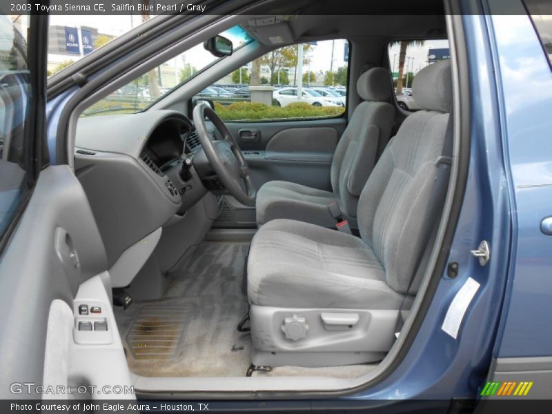 Gray Interior - 2003 Sienna CE 