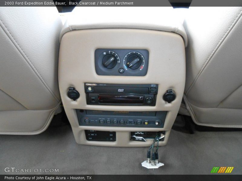 Black Clearcoat / Medium Parchment 2003 Ford Expedition Eddie Bauer