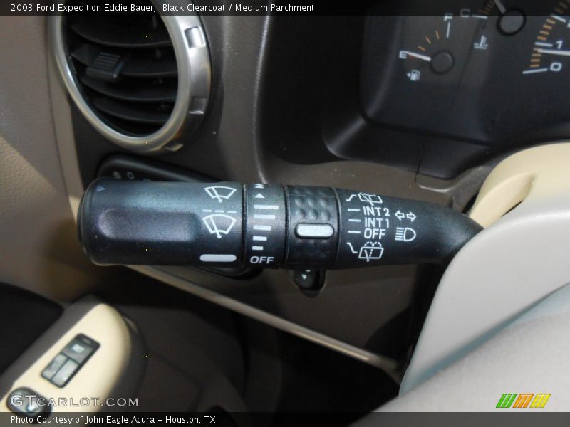 Black Clearcoat / Medium Parchment 2003 Ford Expedition Eddie Bauer