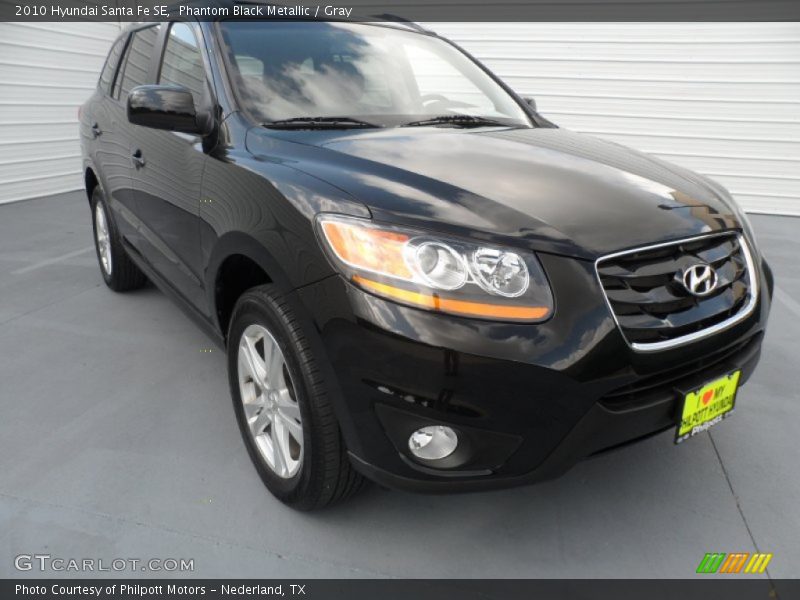 Phantom Black Metallic / Gray 2010 Hyundai Santa Fe SE