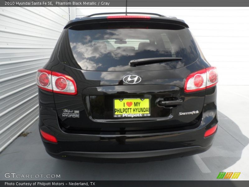 Phantom Black Metallic / Gray 2010 Hyundai Santa Fe SE