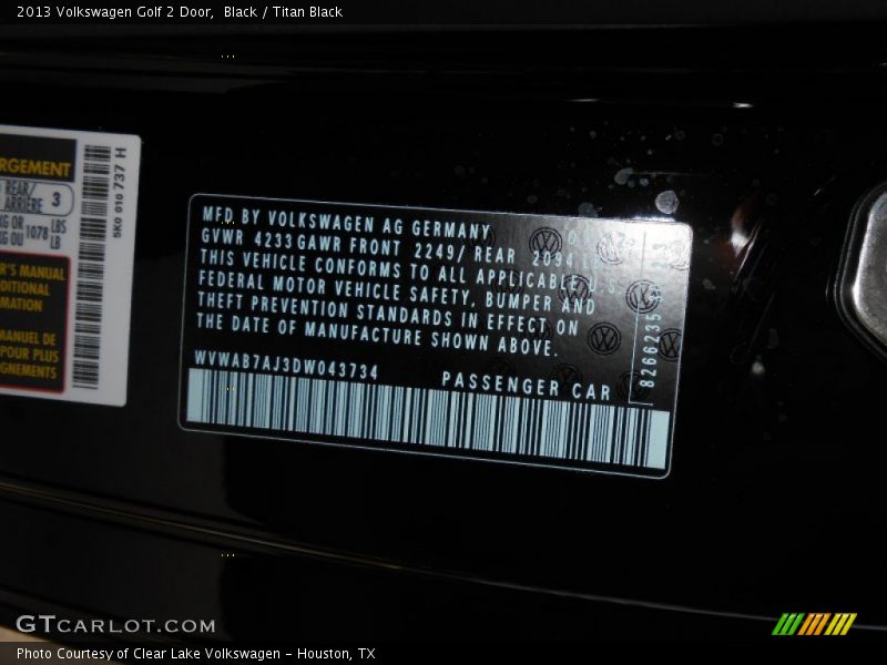 Black / Titan Black 2013 Volkswagen Golf 2 Door