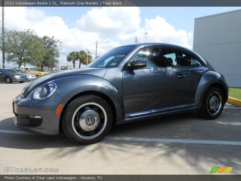 Platinum Gray Metallic / Titan Black 2013 Volkswagen Beetle 2.5L