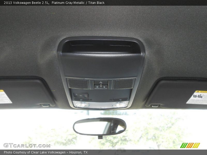 Platinum Gray Metallic / Titan Black 2013 Volkswagen Beetle 2.5L