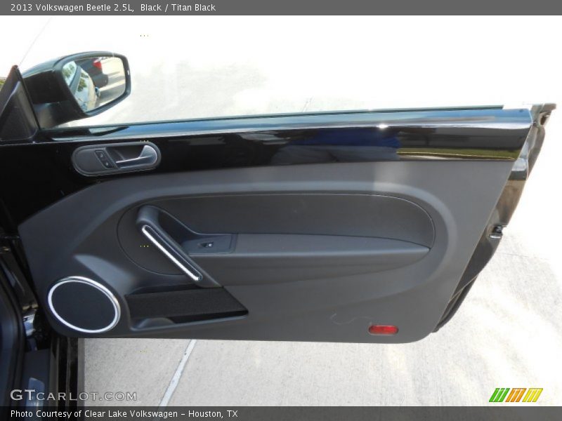 Door Panel of 2013 Beetle 2.5L