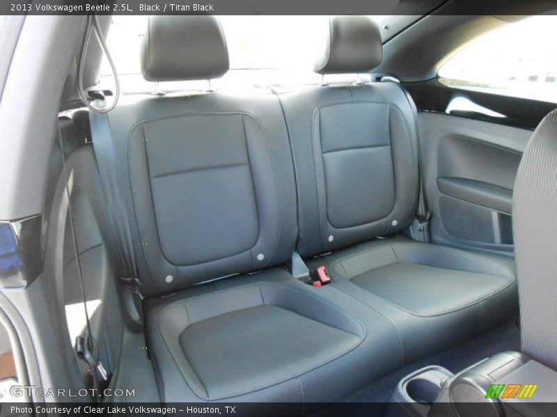  2013 Beetle 2.5L Titan Black Interior