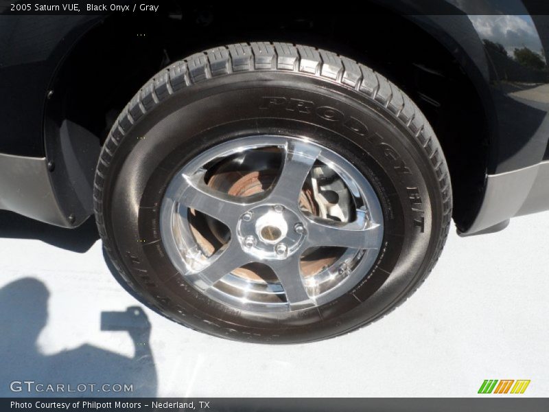Black Onyx / Gray 2005 Saturn VUE