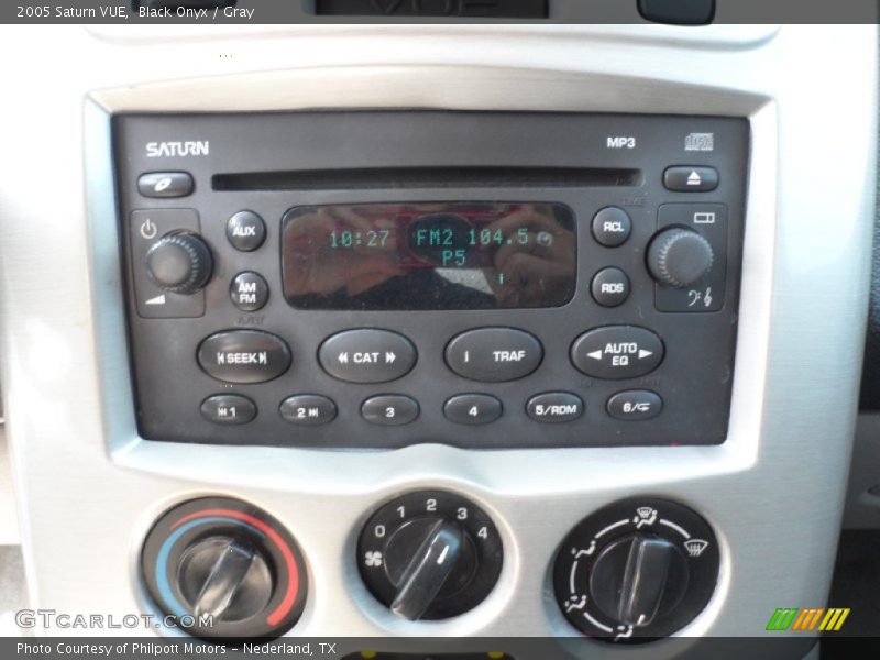 Black Onyx / Gray 2005 Saturn VUE