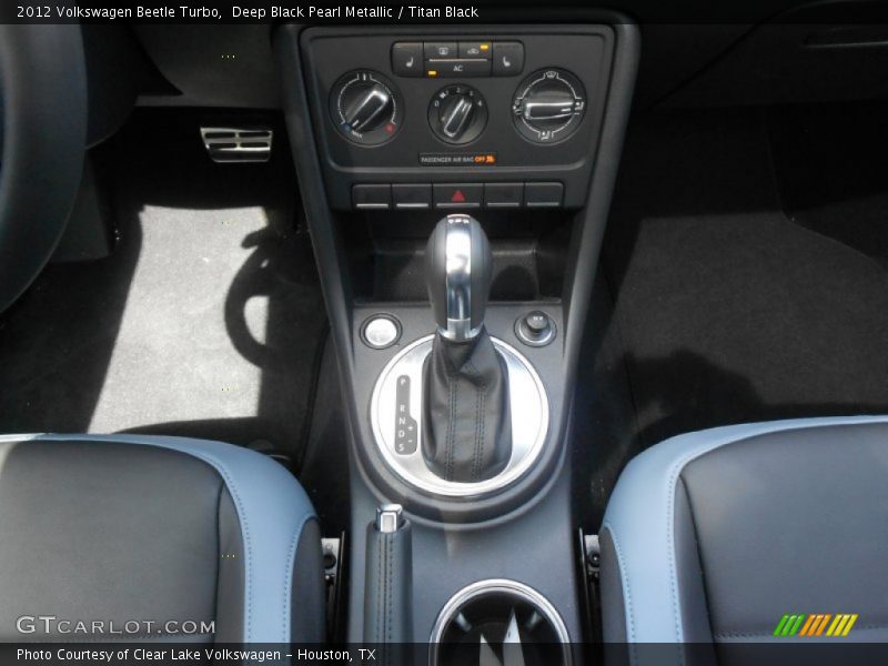 Deep Black Pearl Metallic / Titan Black 2012 Volkswagen Beetle Turbo