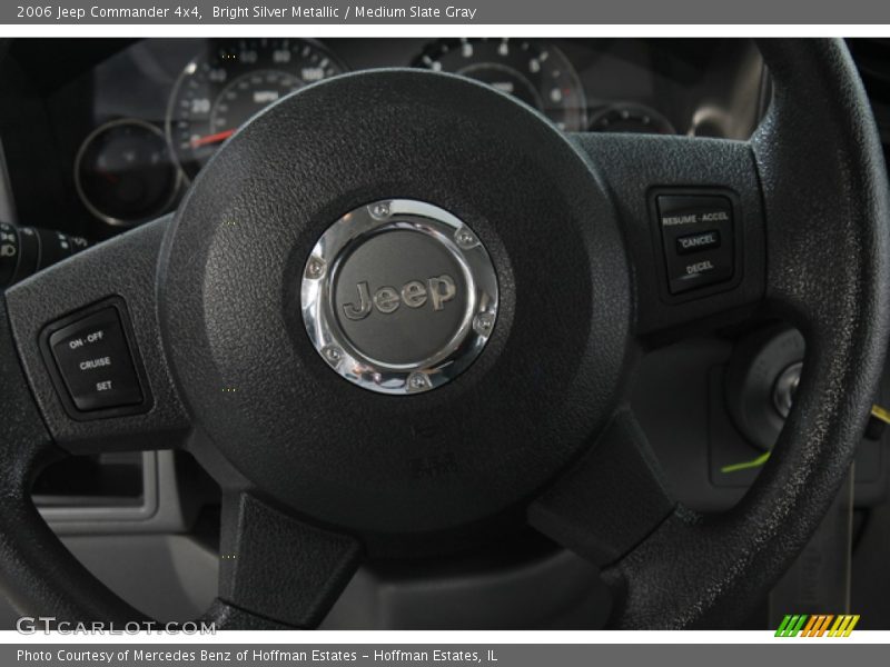 Bright Silver Metallic / Medium Slate Gray 2006 Jeep Commander 4x4