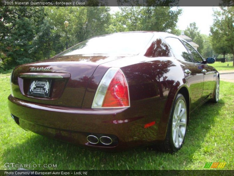 Bordeaux / Cuoio 2005 Maserati Quattroporte