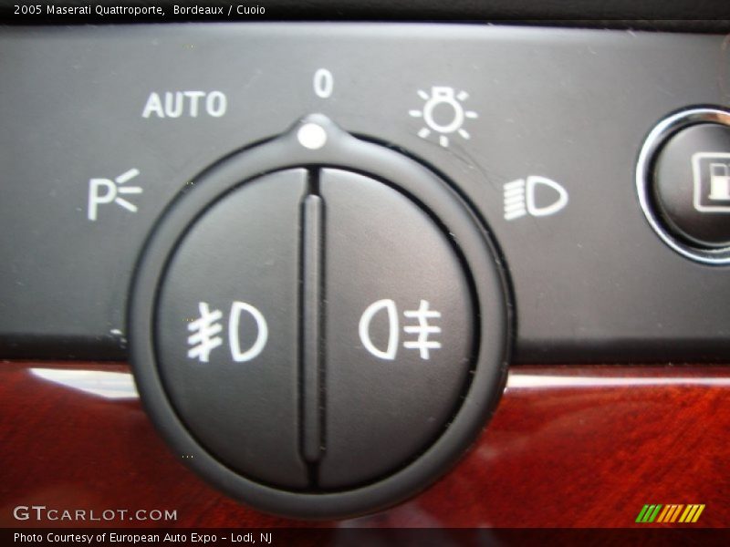 Controls of 2005 Quattroporte 