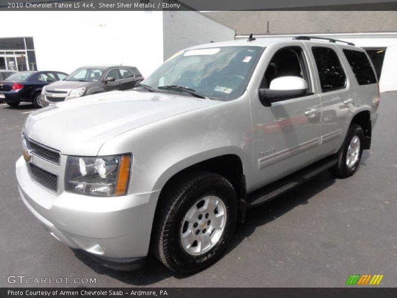 Front 3/4 View of 2010 Tahoe LS 4x4