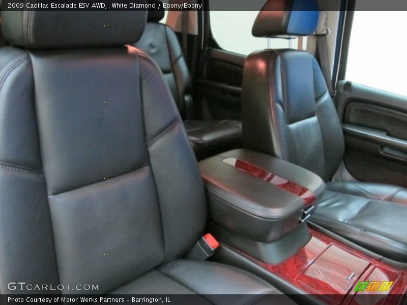White Diamond / Ebony/Ebony 2009 Cadillac Escalade ESV AWD