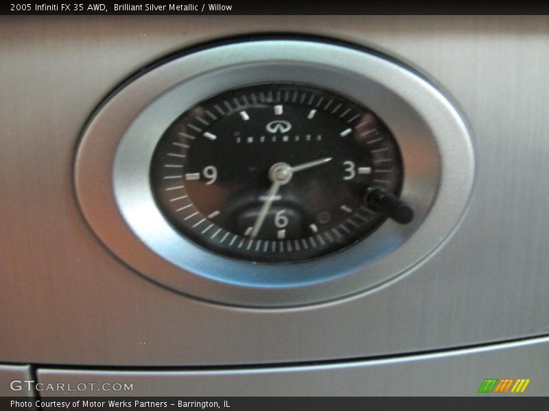 Brilliant Silver Metallic / Willow 2005 Infiniti FX 35 AWD