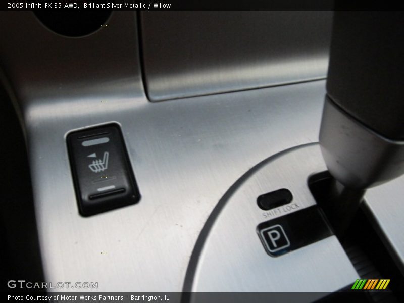 Brilliant Silver Metallic / Willow 2005 Infiniti FX 35 AWD