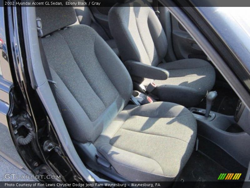 Ebony Black / Gray 2002 Hyundai Accent GL Sedan