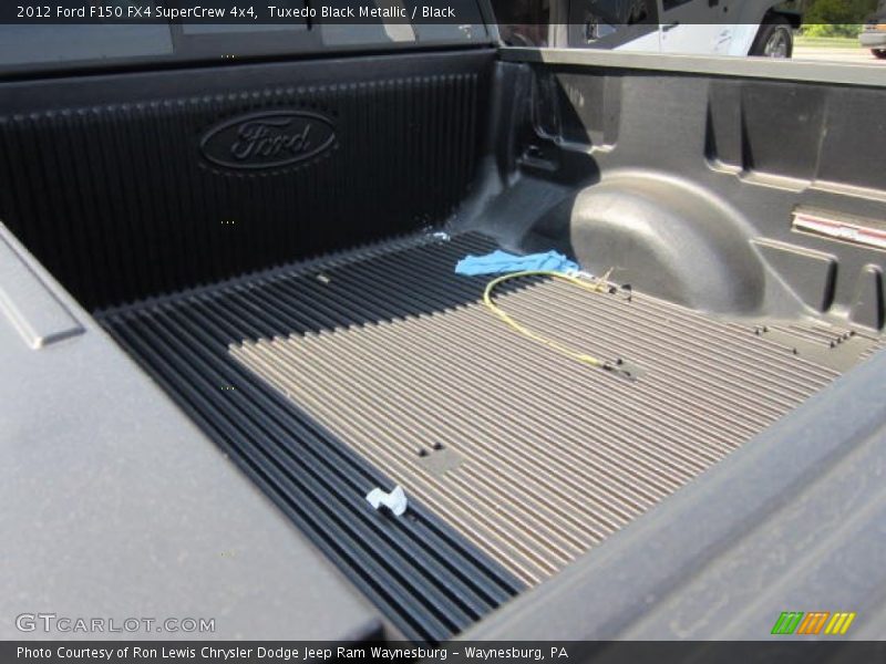 Tuxedo Black Metallic / Black 2012 Ford F150 FX4 SuperCrew 4x4